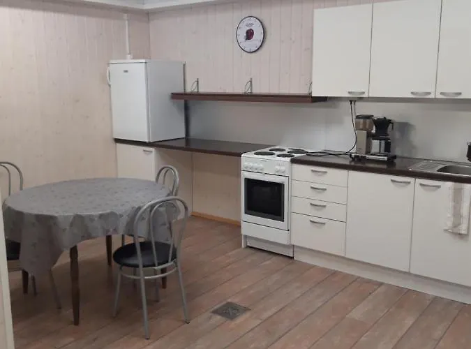 מוטל Jaalan Tienristi *