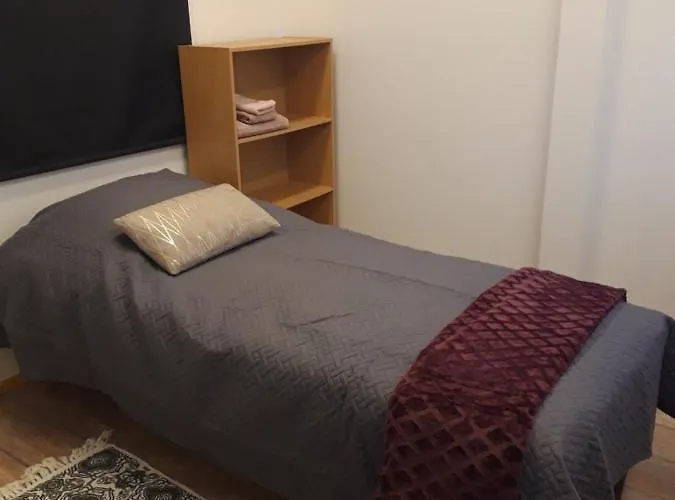 Jaalan Tienristi מוטל *